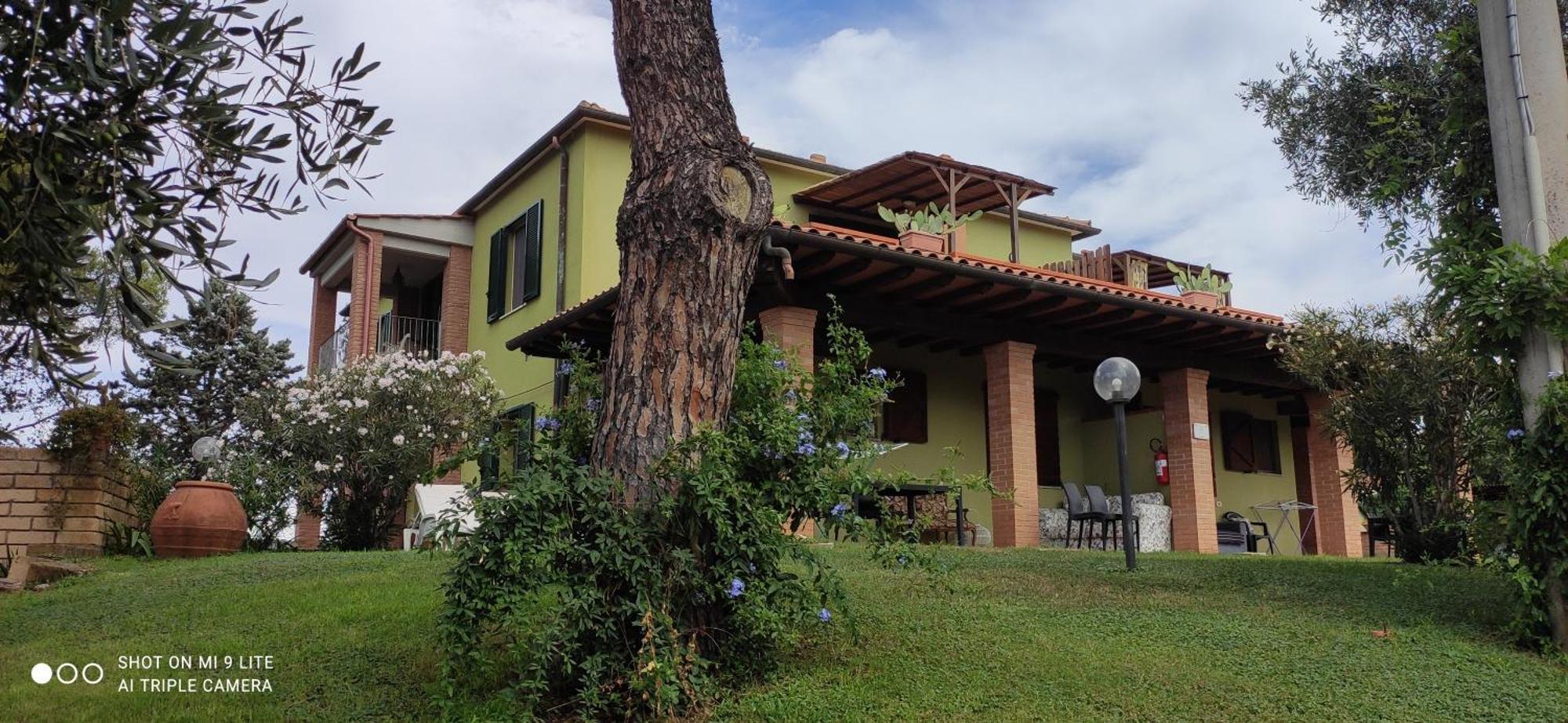 Agriturismo Poggio All'Olivo Фоллоніка Екстер'єр фото